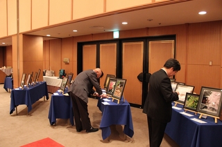 写真部による展示.JPG